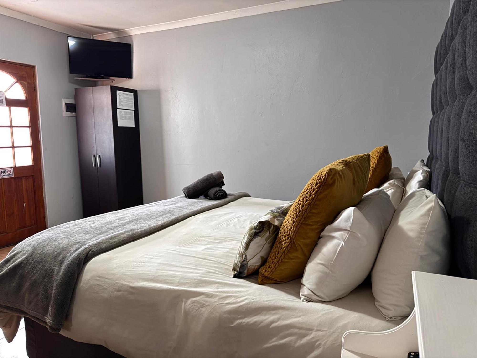 The Palms Venue & Accommodation Cradock Bagian luar foto