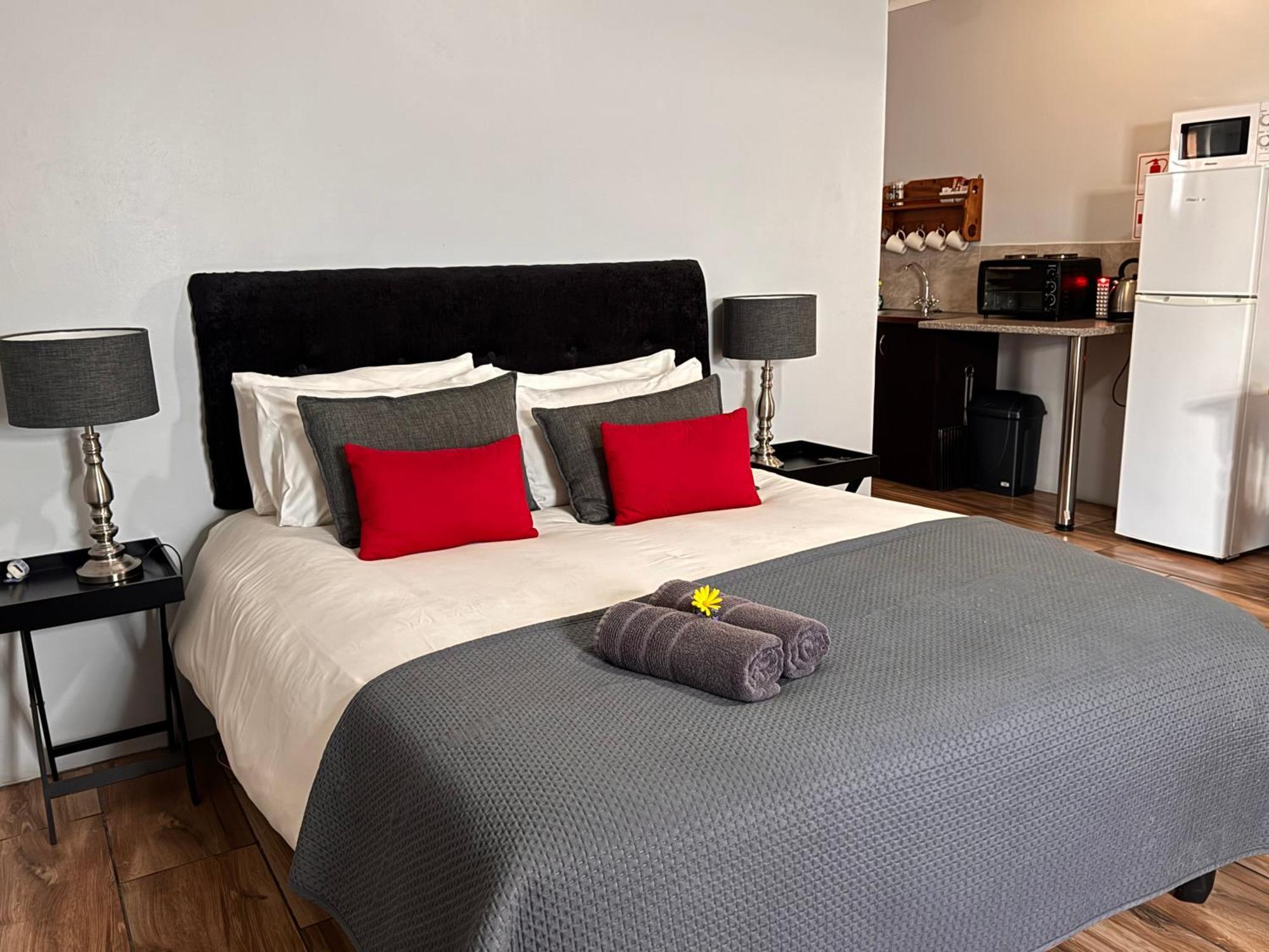 The Palms Venue & Accommodation Cradock Bagian luar foto
