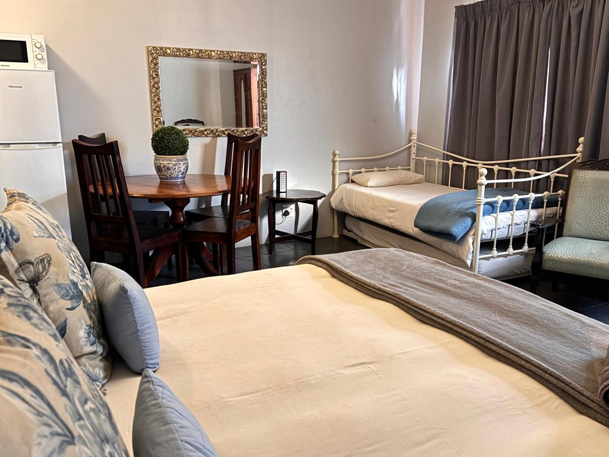The Palms Venue & Accommodation Cradock Bagian luar foto